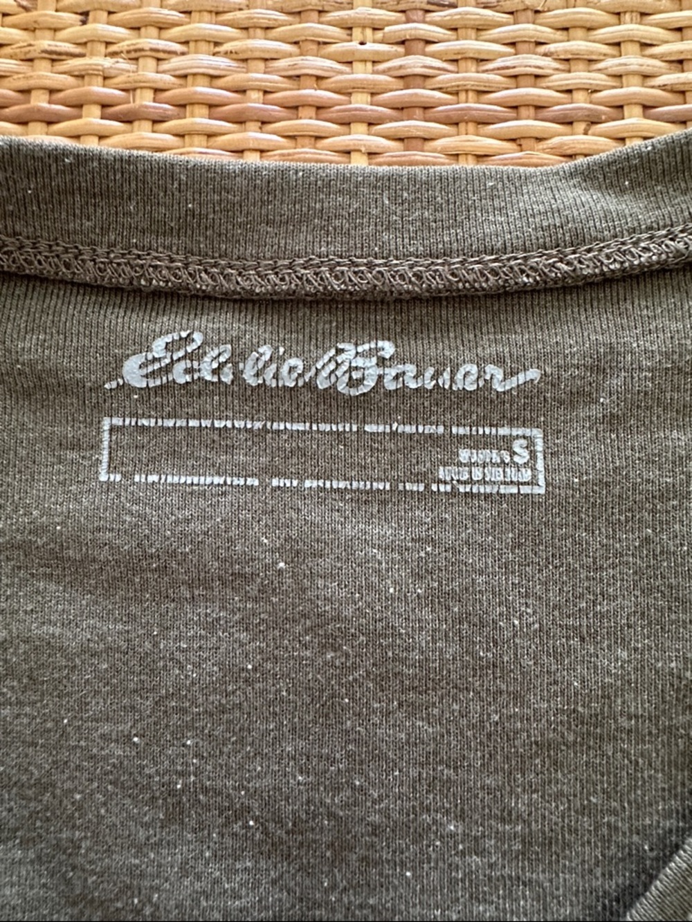 Eddie Bauer Olive Green Long Sleeve V-Neck Tee - Picture 2 of 2